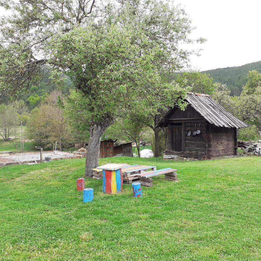 Kuca Karajic Villa Kremna Exterior foto